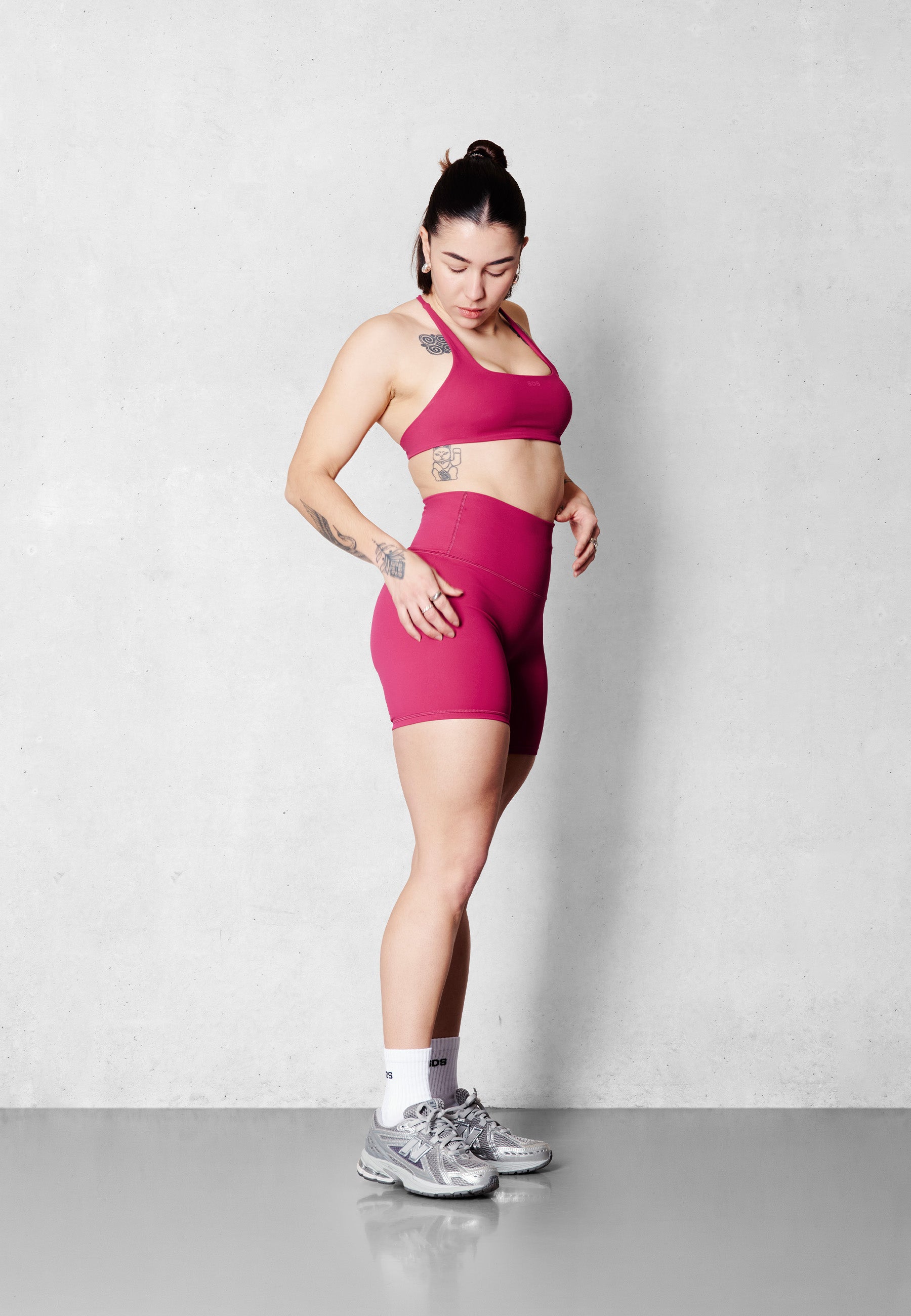 Biker Shorts mid length V3 - Berry Blossom