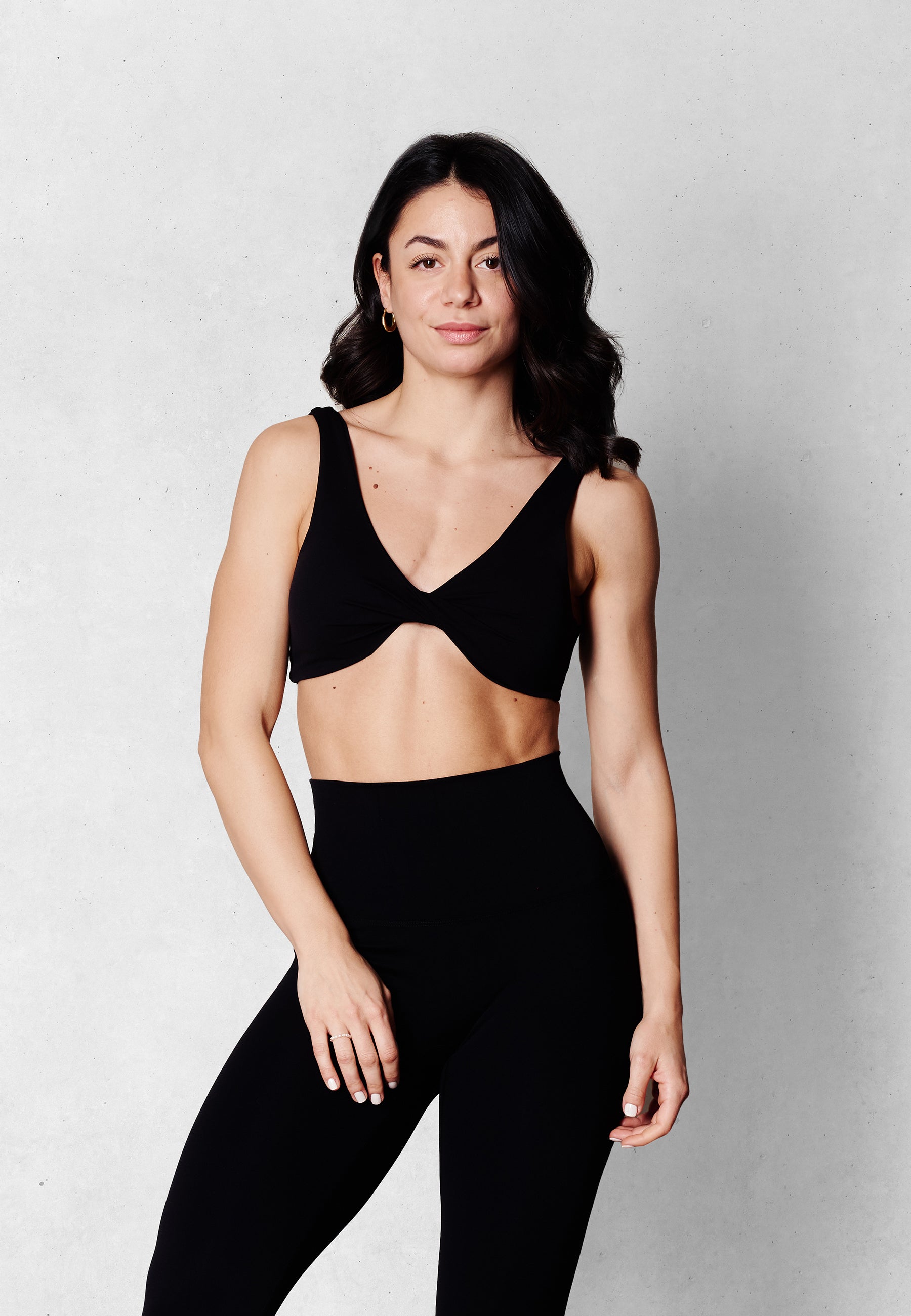 Twisted Refined Bra - Black