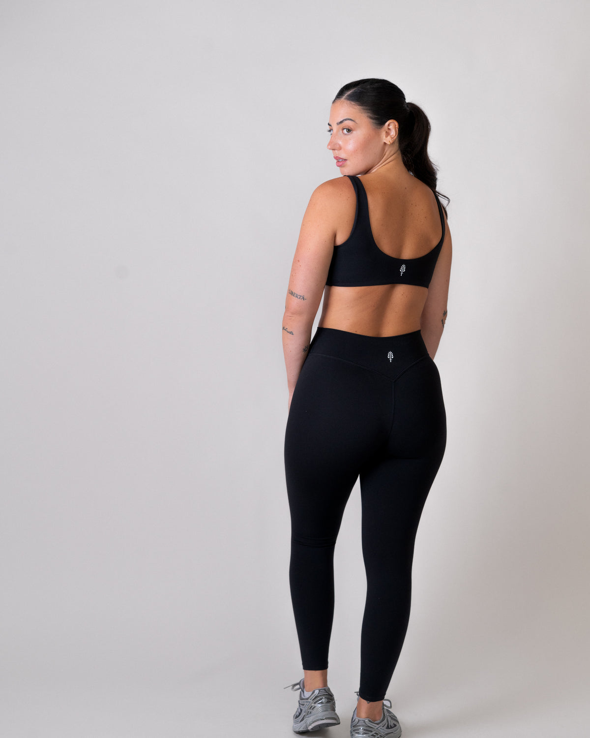 V-Shape V3 - Black (Coming soon)