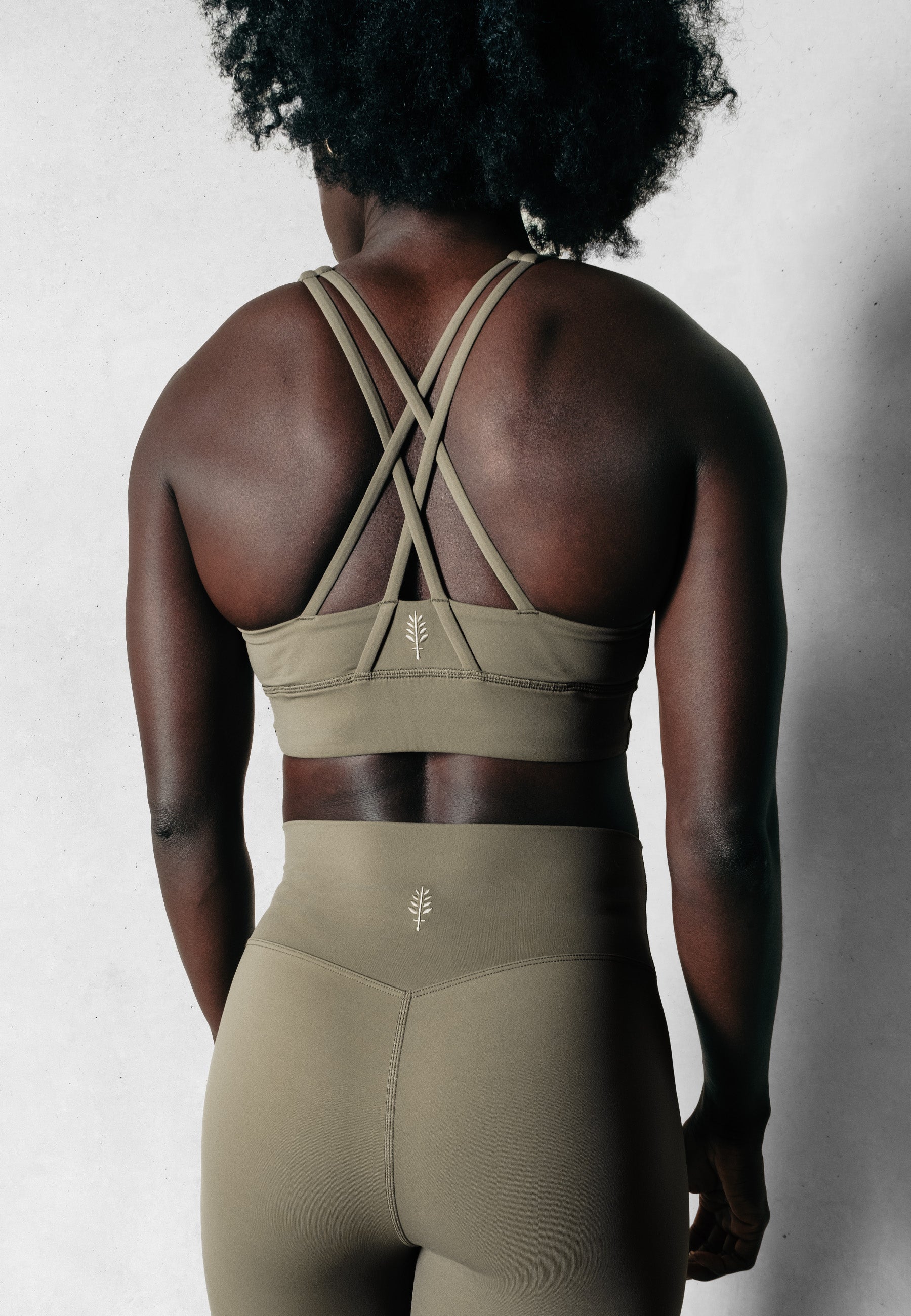 Luxe Cross High Neck Bra - Army Green v2