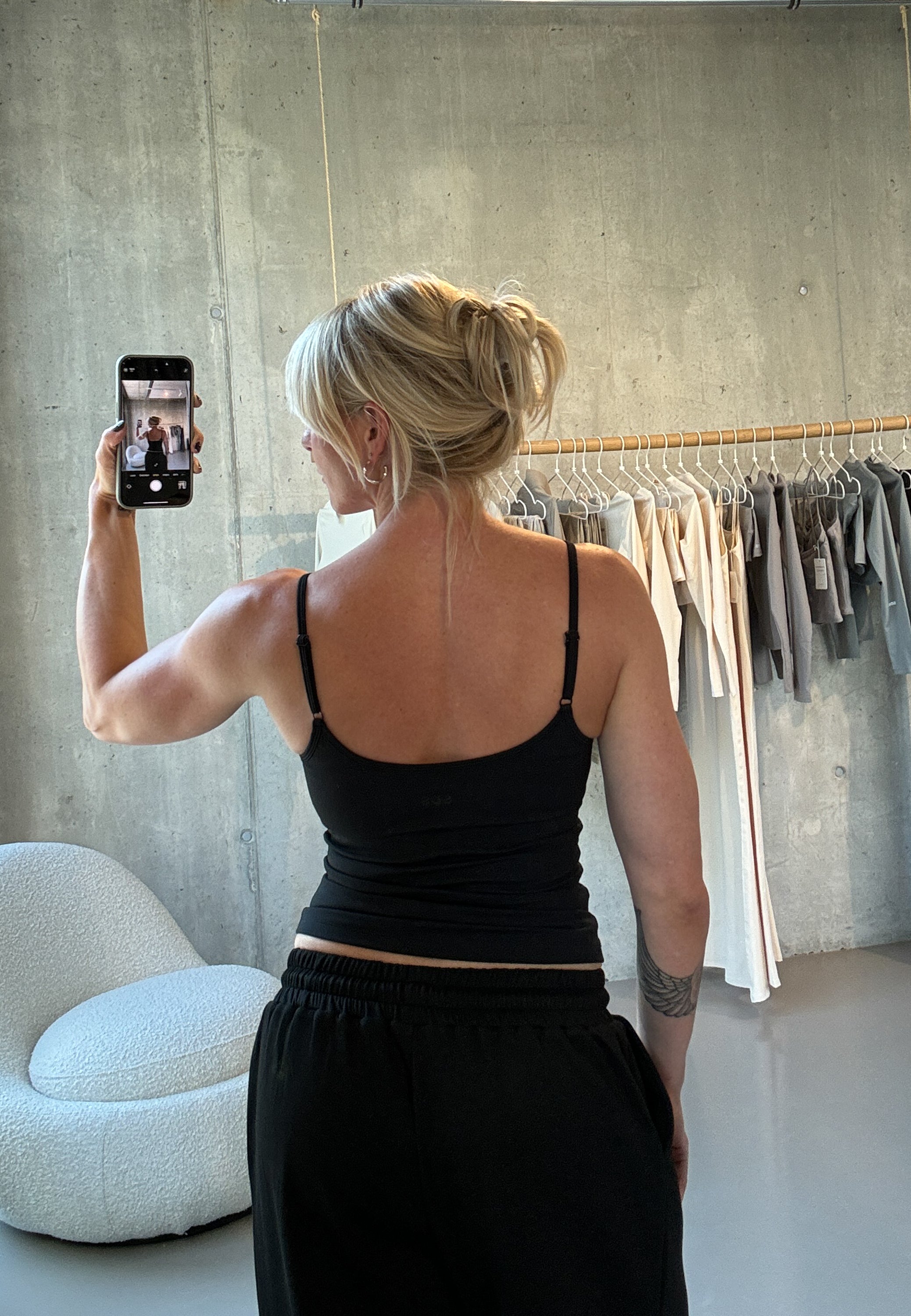 Classic Staple Tank - Black