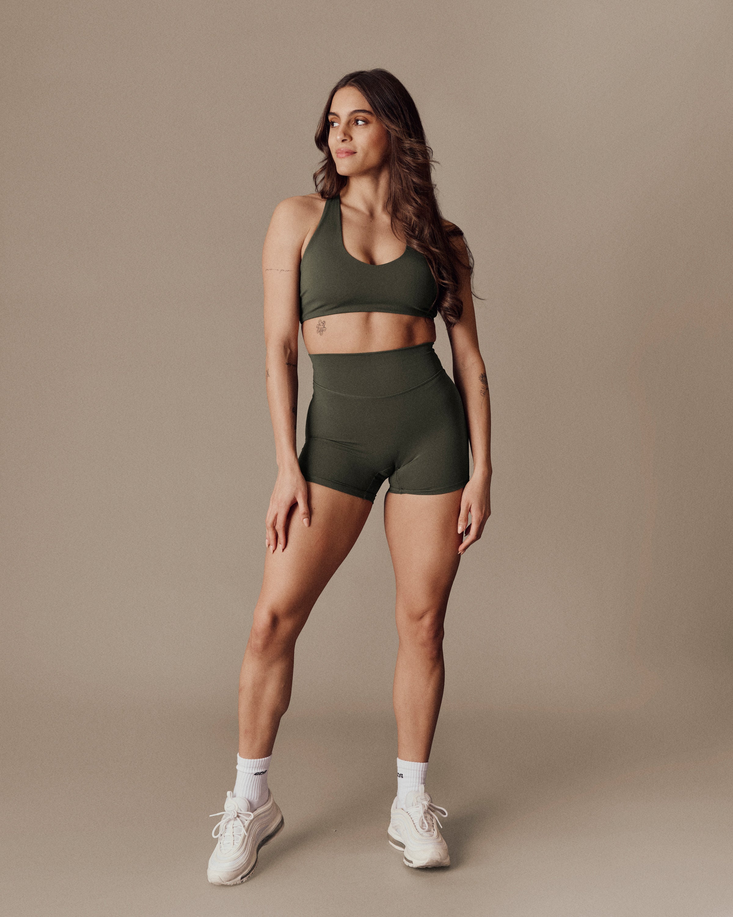 SculptFlex Shorts - Extra V-Shape Mid Length - Mountain Green