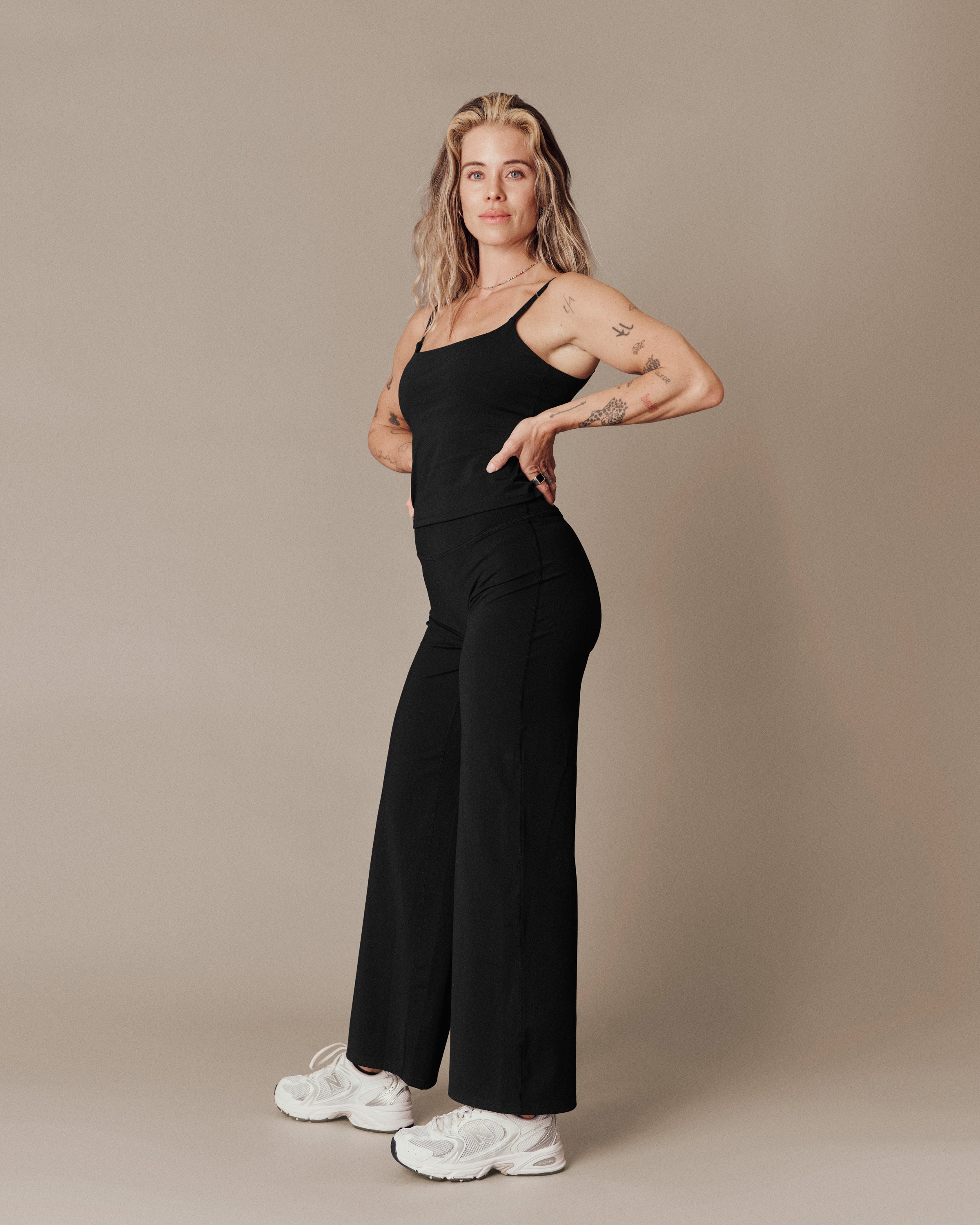 SculptFlex Straight Leg Pants - Black