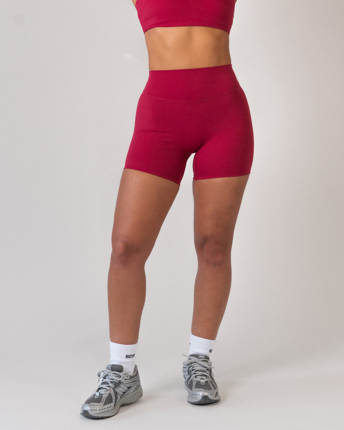 SculptFlex Shorts - Extra V-Shape Mid Length - Red (Coming soon)