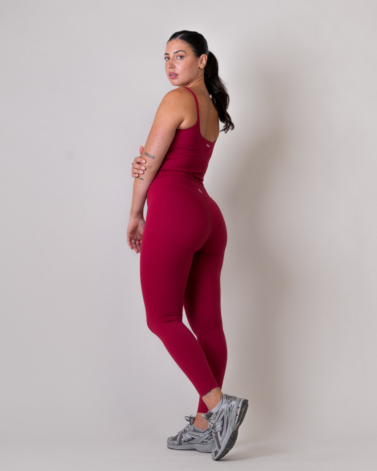 SculptFlex Leggings - Extra V-Shape High Waist - Red (Coming soon)