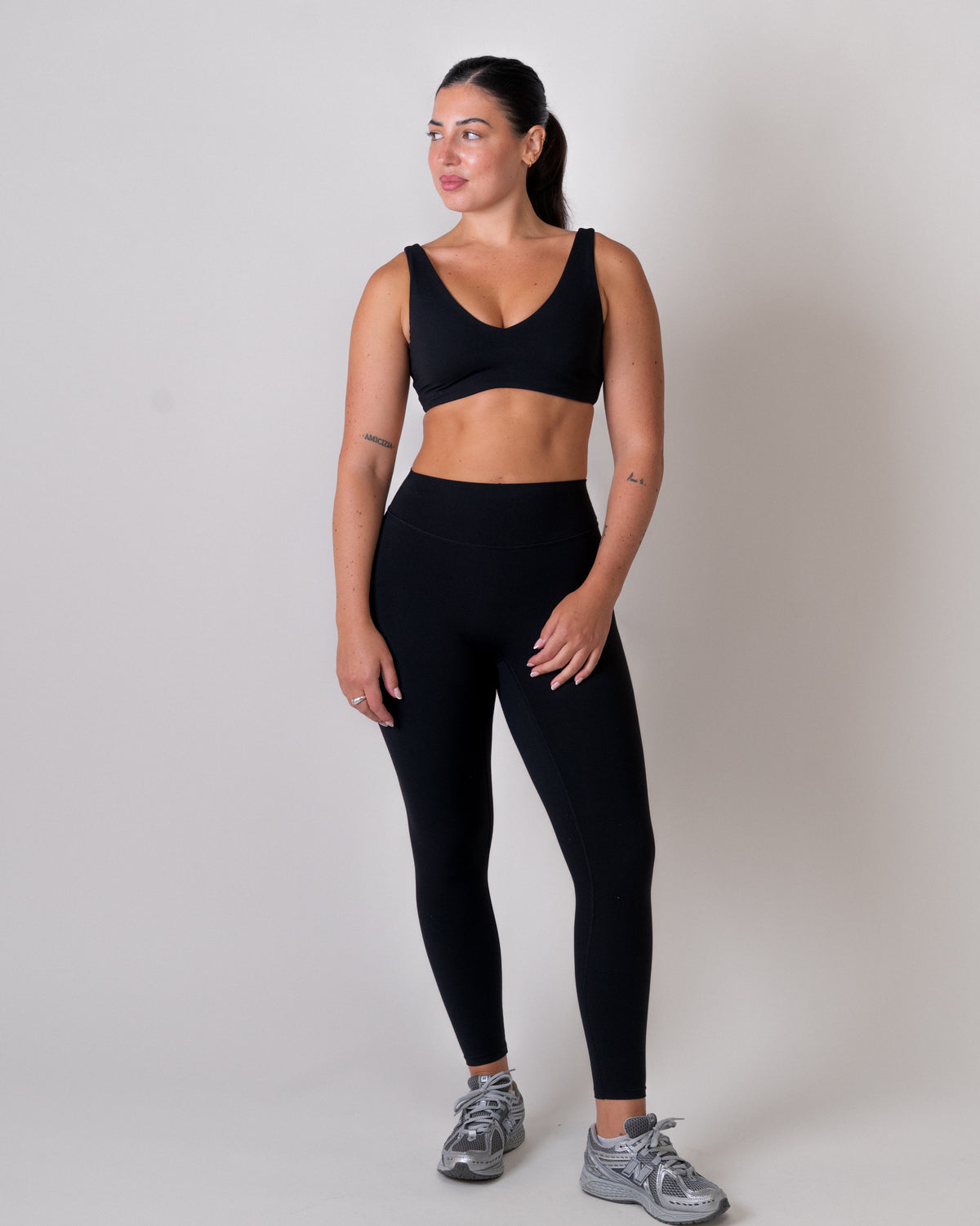 Aura Bra SculptFlex - Medium Support - Black
