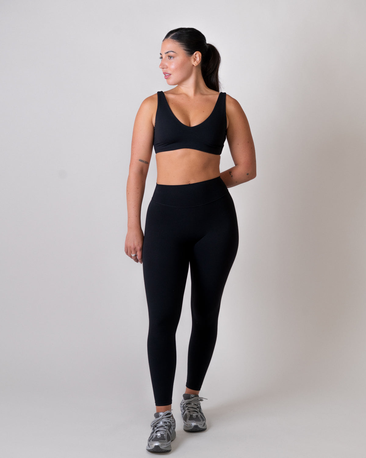 V-Shape V3 - Black (Coming soon)