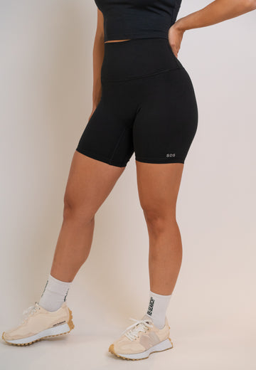 Performance Biker Shorts mid length - Black