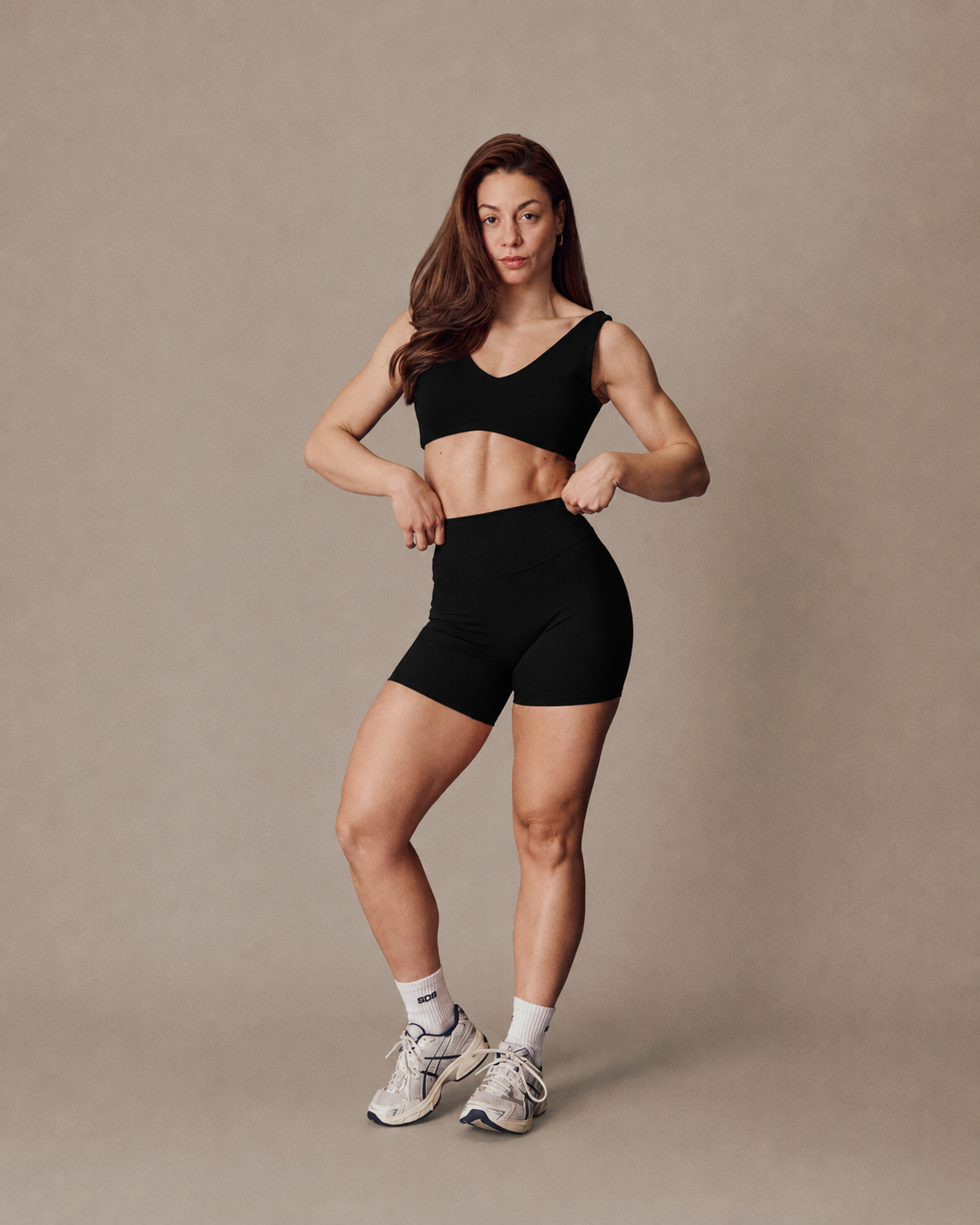 SculptFlex Shorts - Extra V-Shape Mid Length - Black