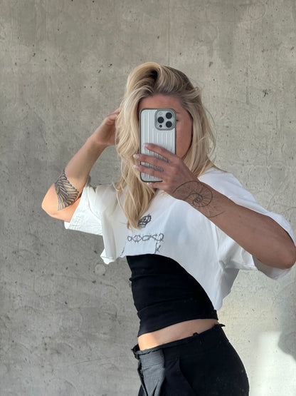 Cropped - Barbed-wire T