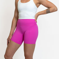 Biker Shorts Mid Length - Vibrant Pink